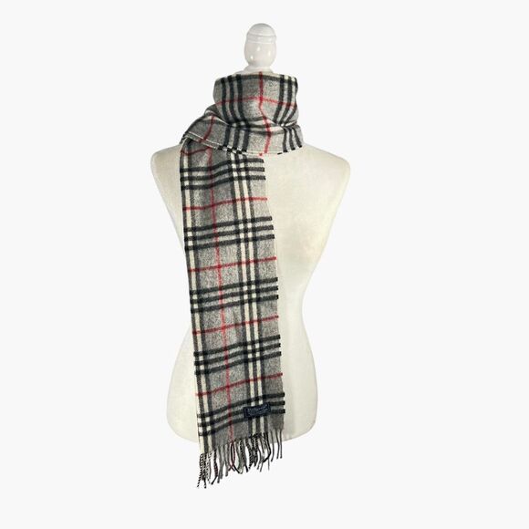Burberry Plaid 100% Lambswool Classic Women's Gray Multicolor Fringe Wrap Scarf - Picture 5 of 6
